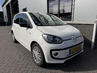 krockskadad bil auto Volkswagen Up! 1.0 High up! BlueMotion 2015/3