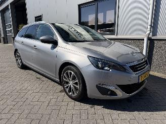 skadebil auto Peugeot 308 308 SW 1.2 PureTech Allure Automaat 2017/4