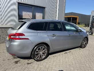 Peugeot 308 308 SW 1.2 PureTech Allure Automaat picture 4