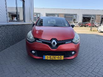 Renault Clio 0.9 TCe Expression picture 23