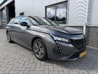 uszkodzony samochody osobowe Peugeot 308 SW 1.2 PureTech Active Pack Business 2022/5