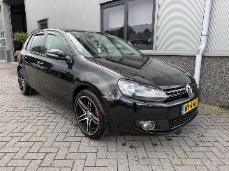 krockskadad bil auto Volkswagen Golf 1.4 TSI Highline 2010/6