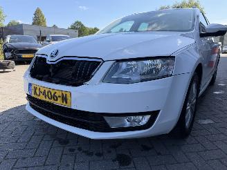 Skoda Octavia 1.0 TSI Greentech Ambition Business picture 10