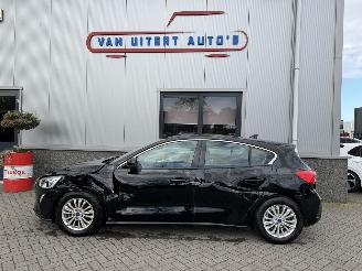 Ford Focus 1.0 EcoBoost Titanium Business picture 20