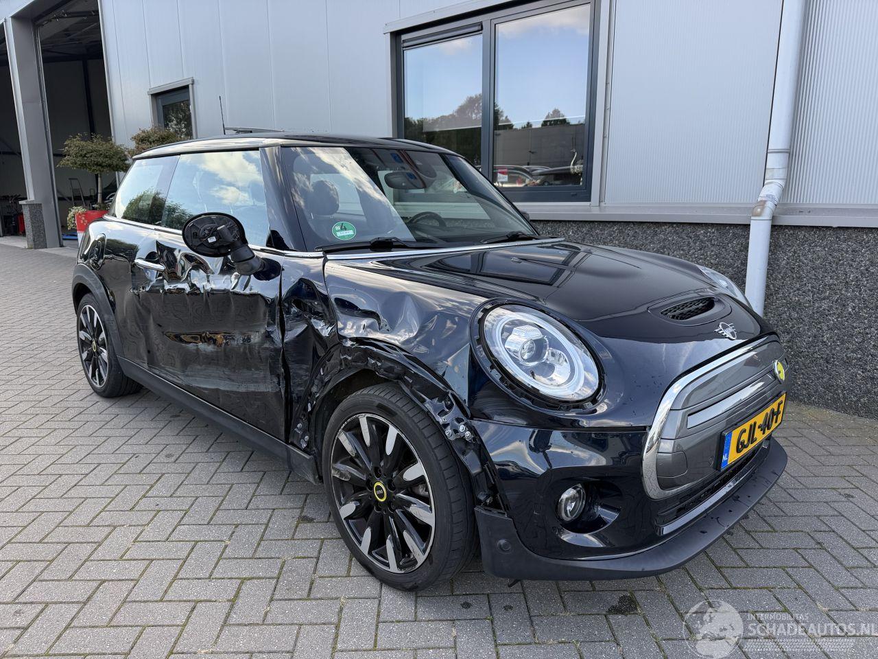 Mini Electric MINI Yours 33 kWh