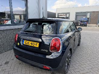 Mini Electric MINI Yours 33 kWh picture 7