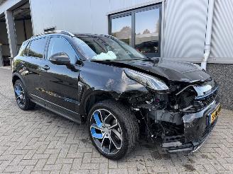 krockskadad bil auto Lynk & Co 01 1.5 2023/2