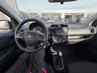 Mitsubishi Space-star 1.2 Cool+ picture 33