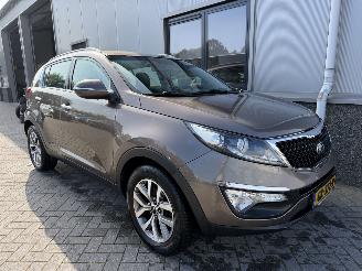 uszkodzony samochody osobowe Kia Sportage 1.6 GDI ComfortLine 2015/6