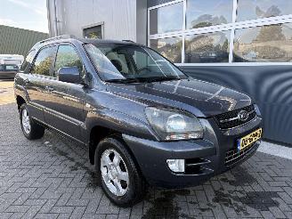 damaged passenger cars Kia Sportage 2.0 CVVT  X-Cite.  06-GPH-2 2008/8