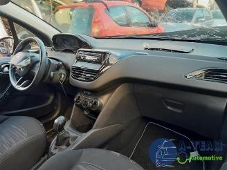 Peugeot 208 208 I (CA/CC/CK/CL), Hatchback, 2012 / 2019 1.0 Vti 12V PureTech picture 19