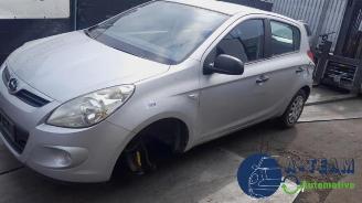 Hyundai I-20 i20, Hatchback, 2008 / 2015 1.2i 16V picture 4