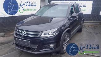 Uttjänta bilar auto Volkswagen Tiguan Tiguan (5N1/2), SUV, 2007 / 2018 2.0 TSI 16V 4Motion 2011/9
