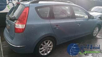 Hyundai I-30 i30 Crosswagon (WWH), Combi, 2007 / 2012 1.6 CVVT 16V picture 11