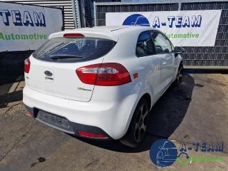 demontáž osobní automobily Kia Rio Rio III (UB), Hatchback, 2011 / 2017 1.2 CVVT 16V 2012/7