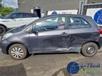 Toyota Yaris Yaris II (P9), Hatchback, 2005 / 2014 1.0 12V VVT-i picture 7