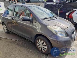 Toyota Yaris Yaris II (P9), Hatchback, 2005 / 2014 1.0 12V VVT-i picture 9