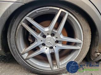 Vrakbiler auto Mercedes E-klasse E (W212), Sedan, 2009 / 2016 E-550 5.5 V8 32V 4-Matic 2010/12
