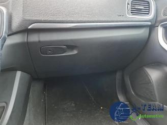 Volvo V-40 V40 (MV), Hatchback 5-drs, 2012 / 2019 1.5 T2 16V Geartronic picture 32