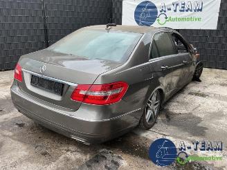 Mercedes E-klasse E (W212), Sedan, 2009 / 2016 E-550 5.5 V8 32V 4-Matic picture 2