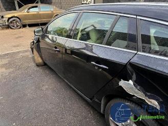 Volvo V-60 V60 I (FW/GW), Combi, 2010 / 2018 2.4 D6 20V Plug-in Hybrid AWD picture 29