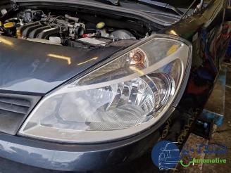  Renault Clio Clio III (BR/CR), Hatchback, 2005 / 2014 1.2 16V 75 2008/4