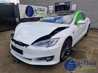 disassembly passenger cars Tesla Model S Model S, Liftback, 2012 100D 2018/11