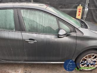 Peugeot 208 208 I (CA/CC/CK/CL), Hatchback, 2012 / 2019 1.2 Vti 12V PureTech 82 picture 11