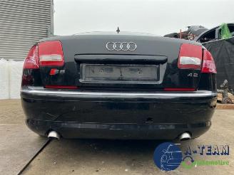 Audi A8 A8 (D3), Sedan, 2002 / 2010 4.2 TDI V8 32V Quattro picture 3