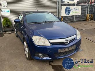 disassembly passenger cars Opel Tigra Tigra Twin Top, Cabrio, 2004 / 2010 1.4 16V 2004/11