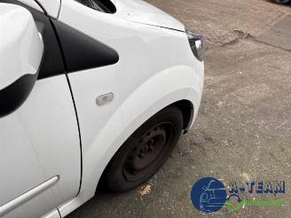 Renault Twingo Twingo II (CN), Hatchback 3-drs, 2007 / 2014 1.2 16V picture 22