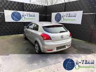 demontáž osobní automobily Kia Pro cee d Pro cee'd (EDB3), Hatchback 3-drs, 2008 / 2012 1.4 CVVT 16V 2010/1