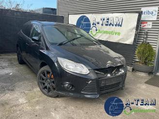 Vrakbiler auto Ford Focus Focus 3 Wagon, Combi, 2010 / 2020 1.0 Ti-VCT EcoBoost 12V 100 2014/5