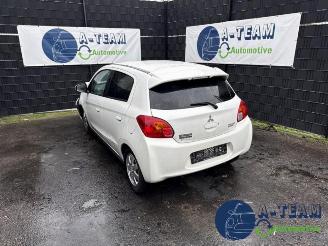 Salvage car Mitsubishi Space-star Space Star (A0), Hatchback, 2012 1.0 12V 2013/10