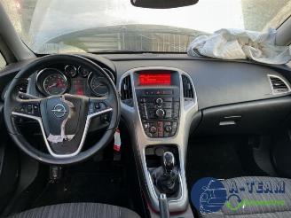 Opel Astra Astra J (PC6/PD6/PE6/PF6), Hatchback 5-drs, 2009 / 2015 1.4 Turbo 16V picture 13