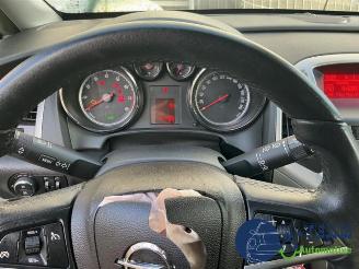 Opel Astra Astra J (PC6/PD6/PE6/PF6), Hatchback 5-drs, 2009 / 2015 1.4 Turbo 16V picture 14