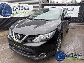 Coche siniestrado Nissan Qashqai Qashqai (J11), SUV, 2013 1.2 DIG-T 16V 2015/3