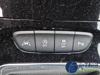 Opel Astra Astra K, Hatchback 5-drs, 2015 / 2022 1.2 Turbo 12V picture 28