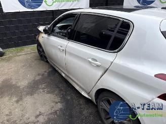 Peugeot 308 308 (L3/L8/LB/LH/LP), Hatchback 5-drs, 2013 / 2021 1.2 12V e-THP PureTech 130 picture 10