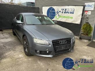 demontáž osobní automobily Audi 50 A5 Sportback (8TA), Liftback, 2009 / 2017 2.0 TDI 16V 2010/1