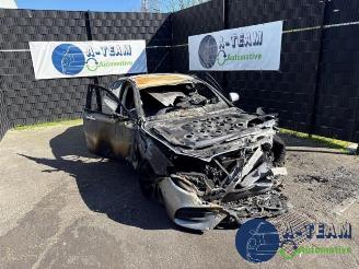 Vrakbiler auto Mercedes E-klasse E (W213), Sedan, 2016 / 2023 E-200 2.0 Turbo 16V 2016/7