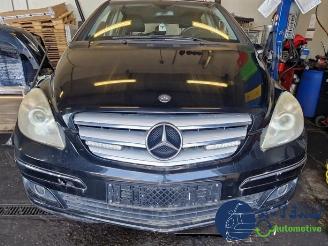 Uttjänta bilar auto Mercedes B-klasse B (W245), Hatchback, 2005 / 2011 1.5 B-150 16V 2008/2