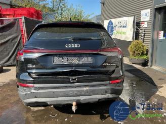 Démontage voiture Audi Q4 Q4 (F4B), SUV, 2021 40 e-tron 77 kWh 2023/10