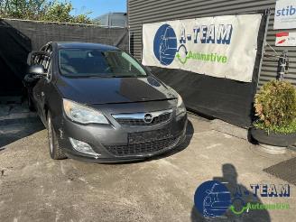 demontáž osobní automobily Opel Astra Astra J (PC6/PD6/PE6/PF6), Hatchback 5-drs, 2009 / 2015 1.4 Turbo 16V 2011/9