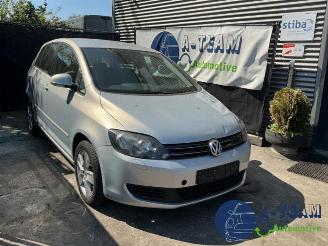 Coche siniestrado Volkswagen Golf plus Golf Plus (5M1/1KP), MPV, 2005 / 2013 1.4 TSI 122 16V 2009/10