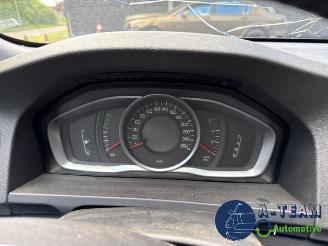 Volvo V-60 V60 I (FW/GW), Combi, 2010 / 2018 1.6 DRIVe picture 21