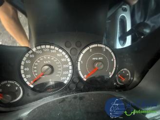 Jeep Cherokee/Liberty Cherokee/Liberty (KJ), Terreinwagen, 2001 / 2008 2.8 CRD 16V picture 16