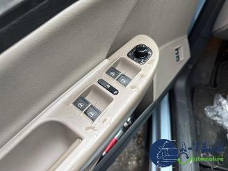 Volkswagen Passat Passat Variant (3C5), Combi, 2005 / 2010 1.8 TSI 16V picture 16
