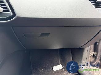 Seat Leon Leon (5FB), Hatchback 5-drs, 2012 / 2020 1.6 TDI Ecomotive 16V picture 26
