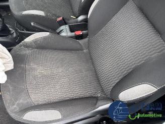 Peugeot 208 208 I (CA/CC/CK/CL), Hatchback, 2012 / 2019 1.2 Vti 12V PureTech 82 picture 17